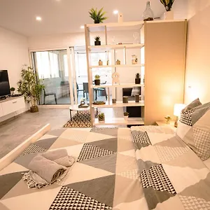 https://merveilleux-studio-cosy-vue-mer-piscine.comcaribbean.com